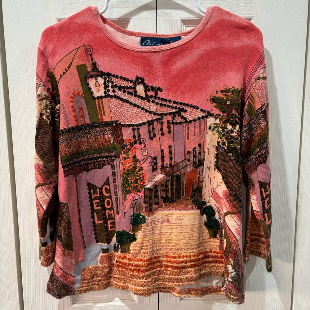 ARTSCAPES Women’s Handcrafted Village Scene 3/4 Sleeve Tee Shirt Top - size M